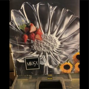 Mikasa glass sunflower serving tray.